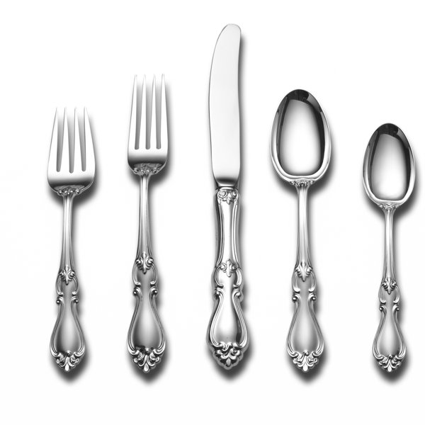 Silver hot sale queen flatware